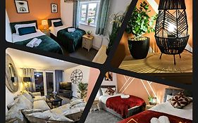 6 Guests * 4 Bedroom * Free Wi-Fi *Huntingdon