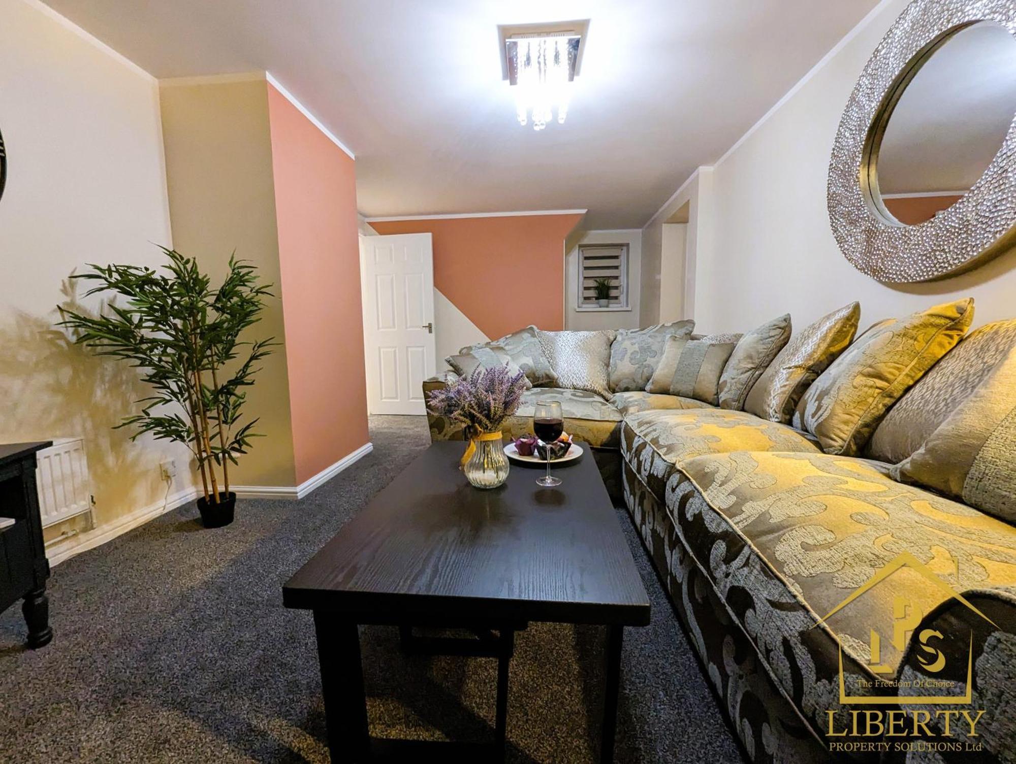 6 Guests * 4 Bedroom * Free Wi-Fi *Huntingdon Exterior photo