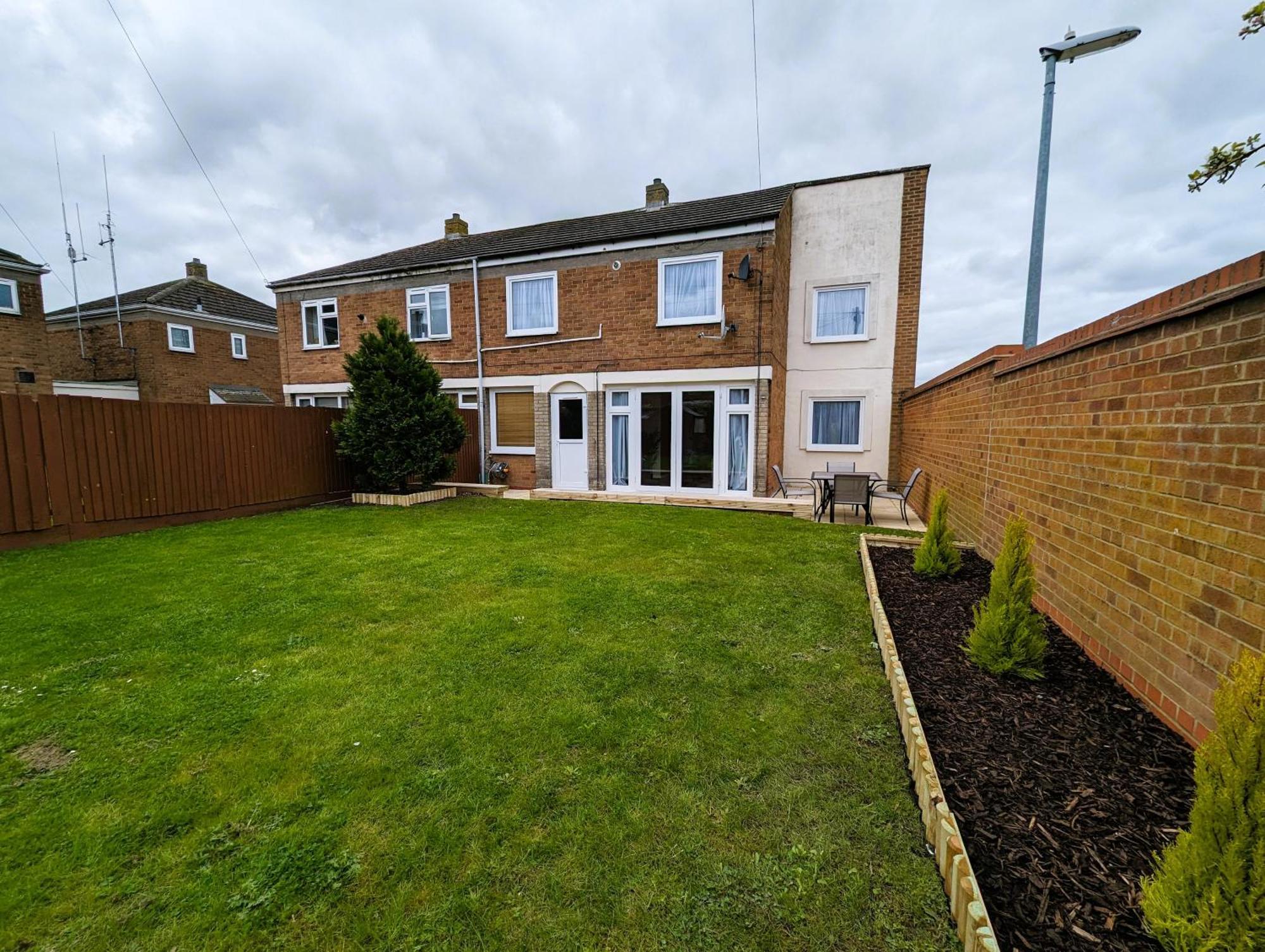 6 Guests * 4 Bedroom * Free Wi-Fi *Huntingdon Exterior photo